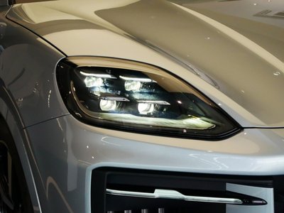 صورة مصغرة 16 لـ 2025 Porsche CAYENNE