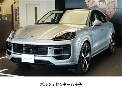 2025 Porsche CAYENNE photo 1