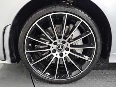 MERCEDES-BENZ CLS - 6