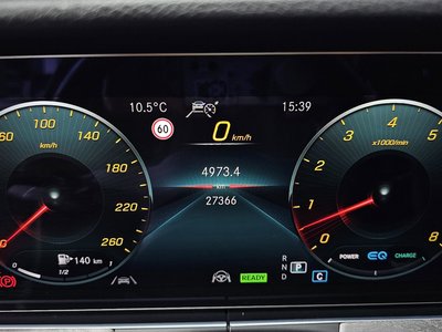 MERCEDES-BENZ CLS - 8