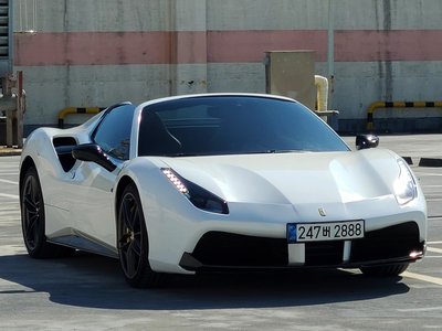 FERRARI 488 SPIDER
