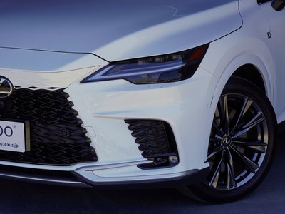 LEXUS RX - 7