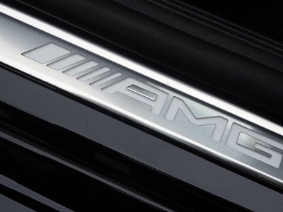 2023 Mercedes-BENZ C-CLASS AMG thumbnail 37