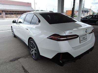 2026 BMW 5 SERIES 照片 7