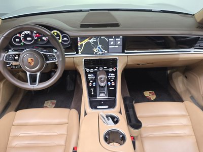 PORSCHE PANAMERA - 5