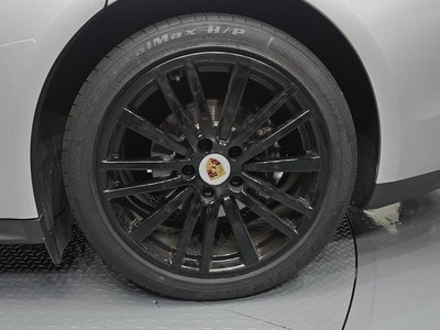 PORSCHE PANAMERA - 8