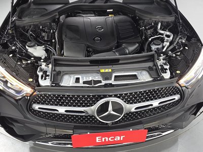 MERCEDES-BENZ GLC - 7