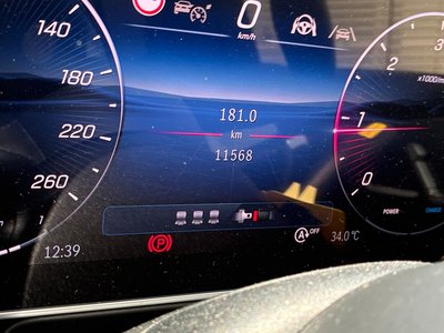 صورة مصغرة 37 لـ 2025 Mercedes-BENZ GLC