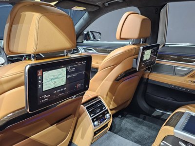 BMW 7 SERIES - 4