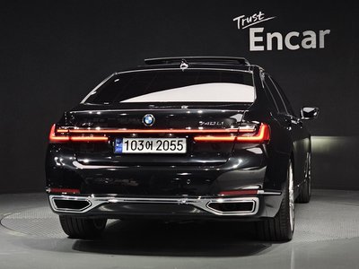 BMW 7 SERIES - 3