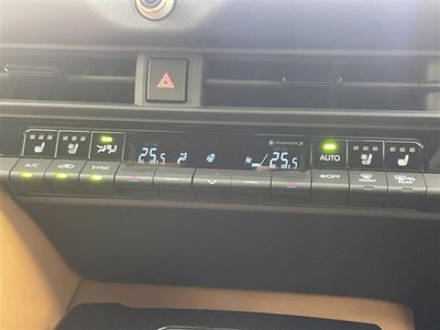 2024 Toyota CROWN SPORT photo 5