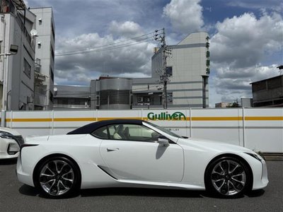 صورة 12 لـ 2022 Lexus LC CONVERTIBLE