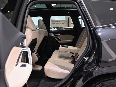 صورة 10 لـ 2025 BMW X1