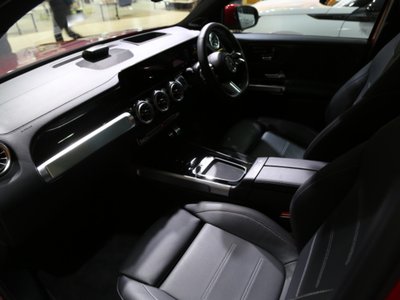 MERCEDES-BENZ GLB - 2