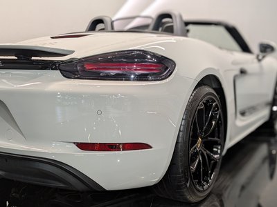 2025 Porsche 718 缩略图 12