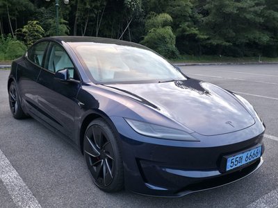 صورة 5 لـ 2026 Tesla MODEL 3