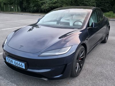 صورة 1 لـ 2026 Tesla MODEL 3