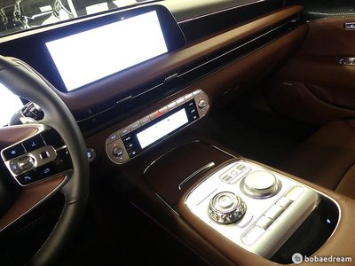 2024 Genesis G90 (RS4) thumbnail 11