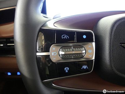 2024 Genesis G90 (RS4) thumbnail 12