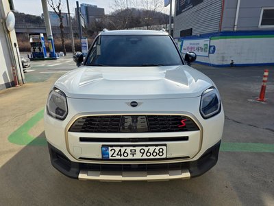 MINI COUNTRYMAN - 4