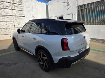 MINI COUNTRYMAN - 3