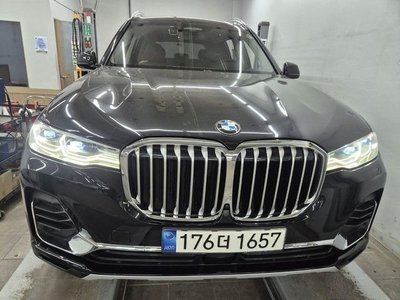صورة 1 لـ 2022 BMW X7