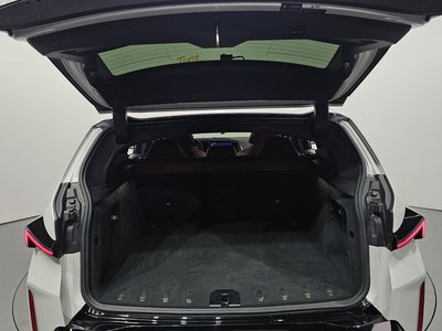 2023 BMW XM — миниатюра 24