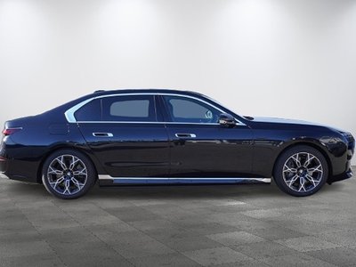 BMW I7 - 6