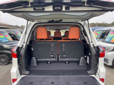 LEXUS LX - 10