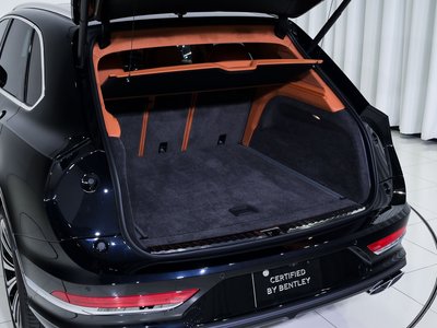 BENTLEY BENTAYGA - 9