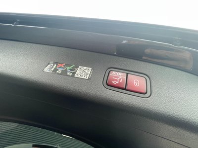2024 Mercedes-BENZ GLC thumbnail 37