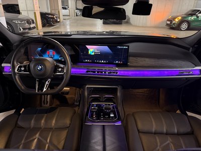 BMW I7 - 5