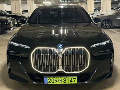 BMW I7 - 2