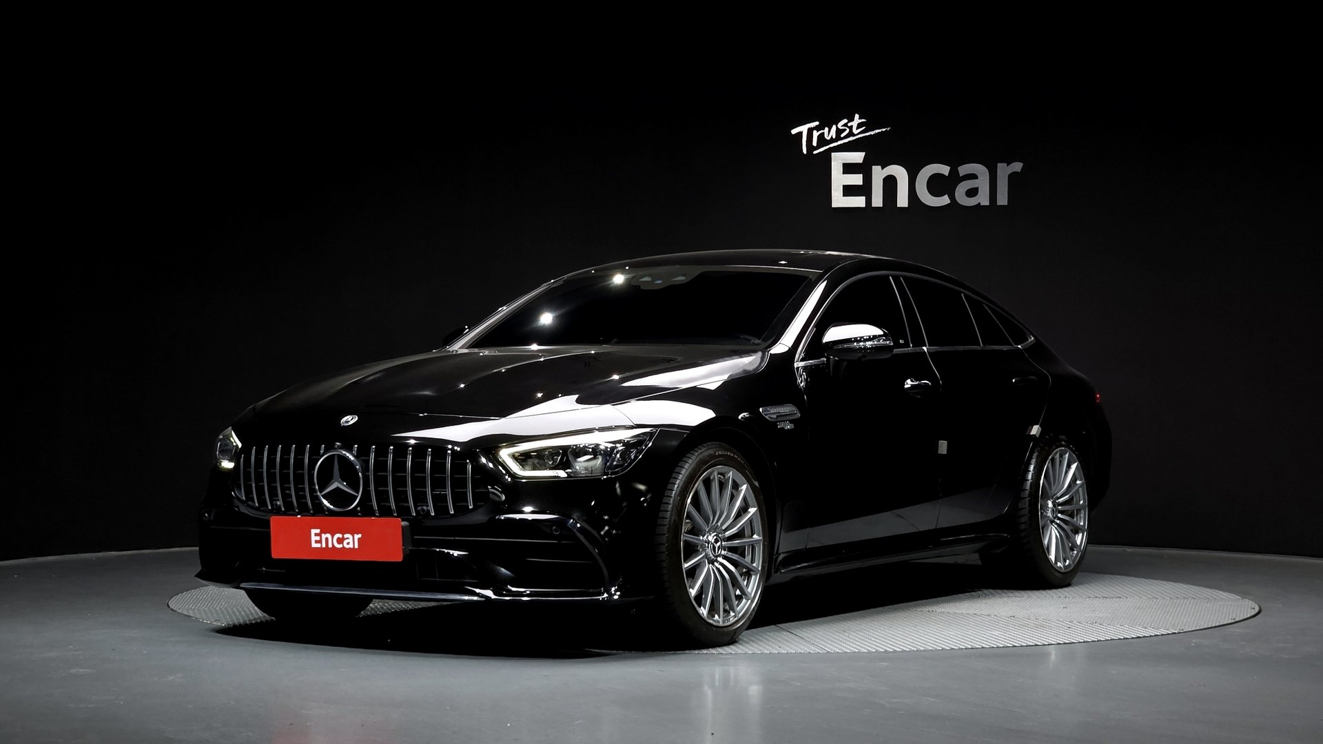 MERCEDES-BENZ GT AMG - View 1