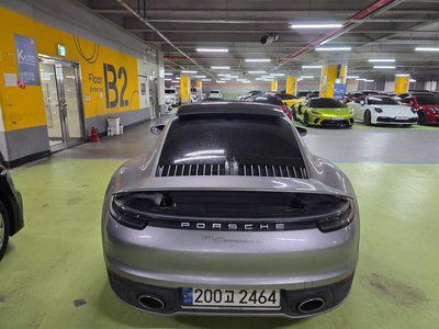 PORSCHE 911 - 6