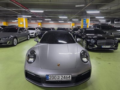 PORSCHE 911 - 4