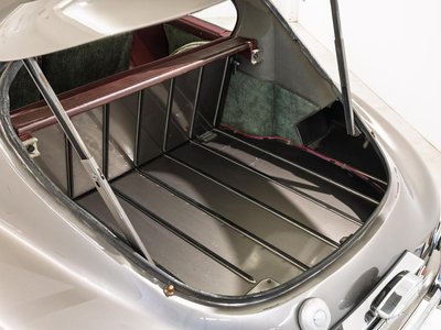 1955 Aston Martin DB2/4 照片 8