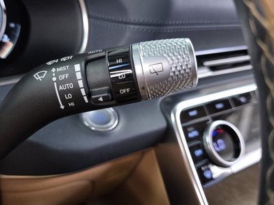 2021 Genesis GV80 thumbnail 27
