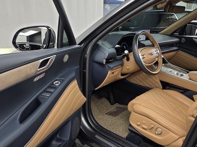 2021 Genesis GV80 thumbnail 13
