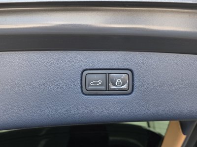 2021 Genesis GV80 thumbnail 29