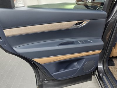 2021 Genesis GV80 thumbnail 15