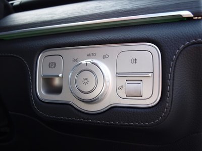 2026 Mercedes-BENZ GLE 缩略图 18