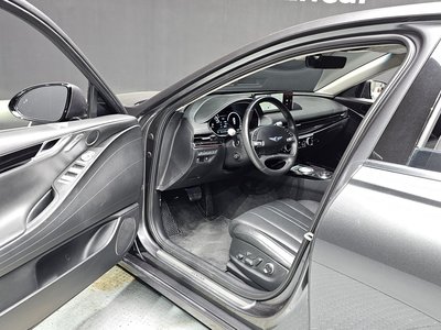 GENESIS G80 (RG3) - 10