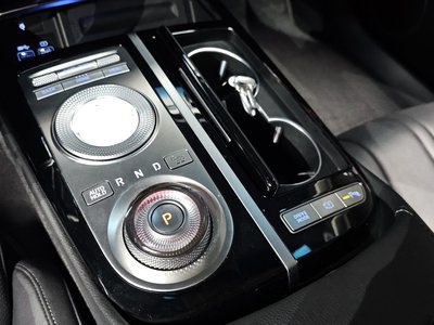GENESIS G80 (RG3) - 9