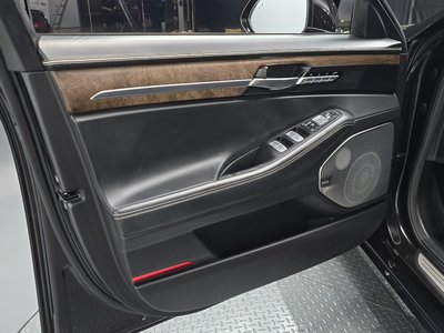 2019 Genesis G90 — миниатюра 15