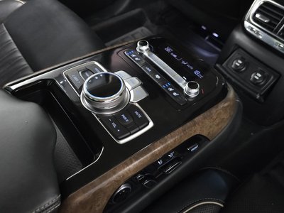 2019 Genesis G90 — миниатюра 26
