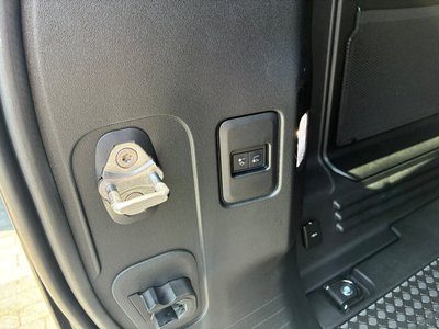 صورة مصغرة 79 لـ 2025 LAND Rover DEFENDER