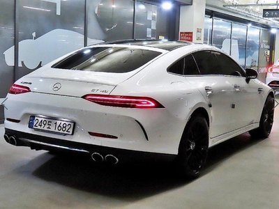 MERCEDES-BENZ GT AMG - 5