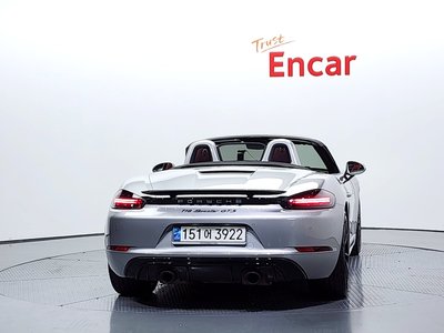 PORSCHE 718 BOXSTER - 3