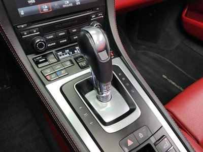 PORSCHE 718 BOXSTER - 9